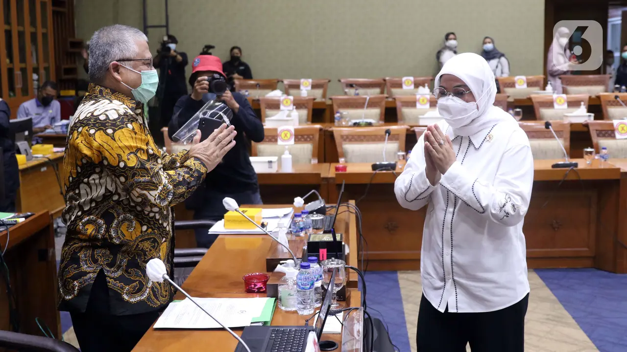 FOTO: Menaker Laporkan Kesiapan Program SPSK PMI ke Arab Saudi kepada DPR