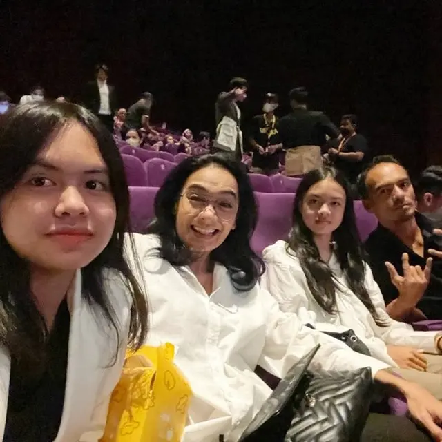 [Fimela] Zalfa Ananta