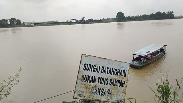 Debit Air Sungai Batanghari