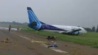 Pesawat kargo Trigana tergelincir di Bandara Halim Perdanakusuma, Jakarta. (Istimewa)