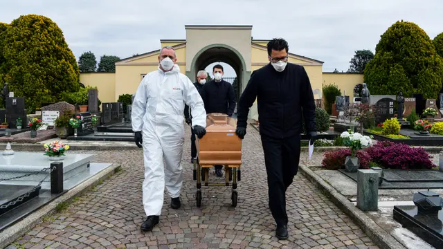 Pemakaman di Italia Diiringi Kesunyian