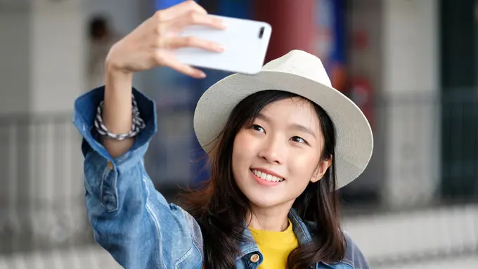 Sensasi Mencoba Jaringan 5G Pertama di Solo, Inovasi Apa yang Dihadirkan?