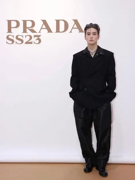 Jadi Brand Ambassador Prada Terbaru, Penampilan Jaehyun NCT di Fashion Show Curi Perhatian