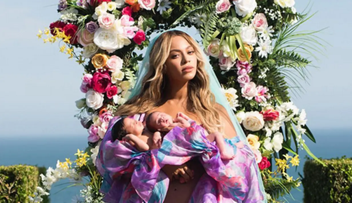 Sekitar satu bulan lalu Beyonce dan Jay Z baru saja dikaruniai anak kembar di kehidupannya. Pasca lahir, bayi tersebut tak langsung dipublikasikan wajahnya. Tentu saja hal ini membuat banyak pihak penasaran. (Instagram/Beyonce)