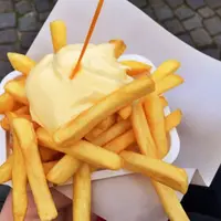 Tak hanya enak, kuliner-kuliner di Amsterdam ini pun relatif terjangkau.