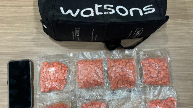 Pria Mencurigakan Ditangkap saat Transaksi Narkoba Depan Mal PGC, 2.000 Ribu Ekstasi Disita