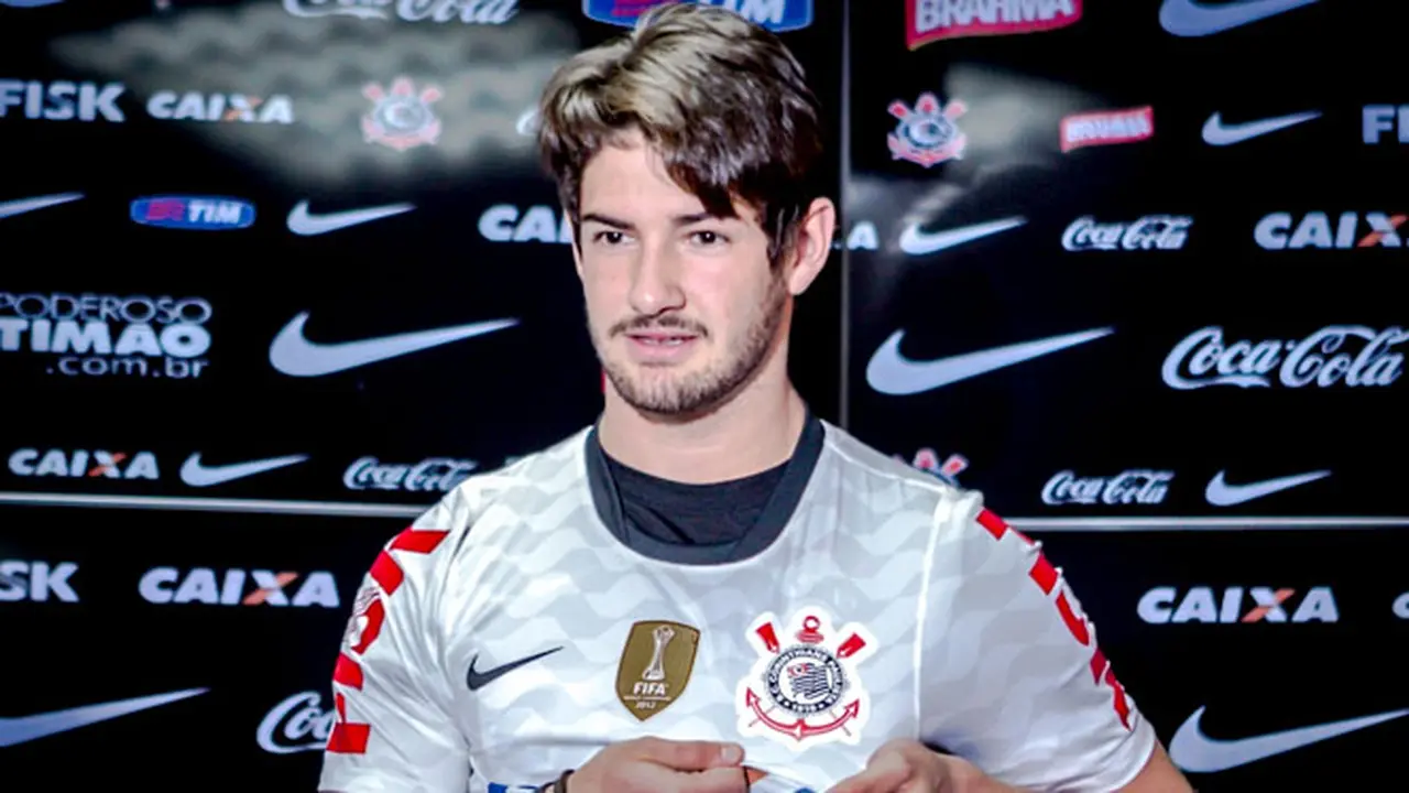 alexandre-pato-130908c.jpg