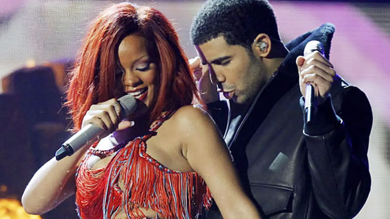 rihanna-drake-140214b.jpg