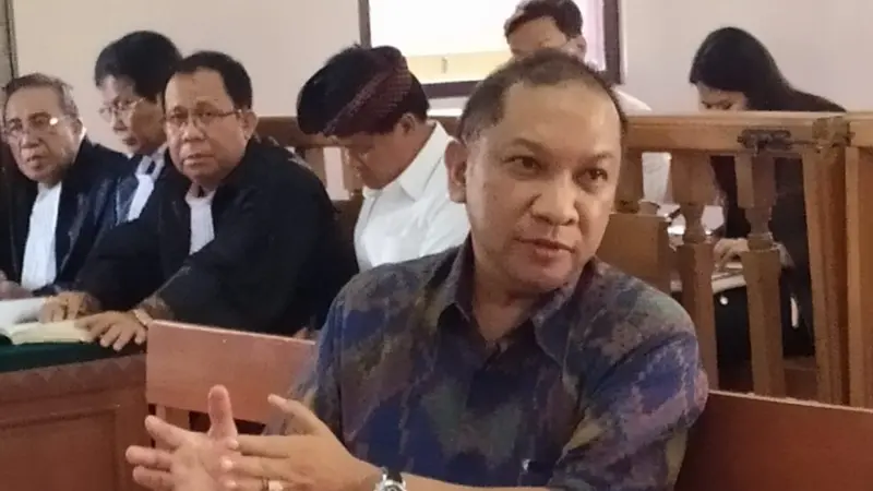 Mantan Kepala BPN Denpasar, Tri Nugraha saat menjadi saksi saat sidang Wagub Gubernur Bali