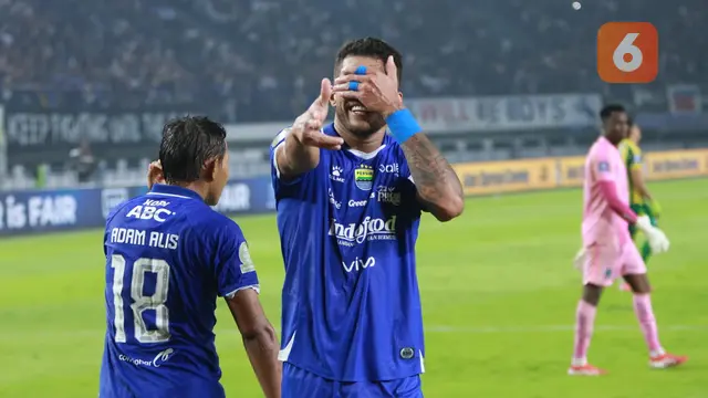 Foto: Berguninho Pemecah Kebuntuan Persib Bandung saat Jamu PSBS Biak di BRI Super League 2025/2026
