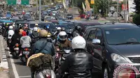 Jalur Menuju Puncak Ditutup
