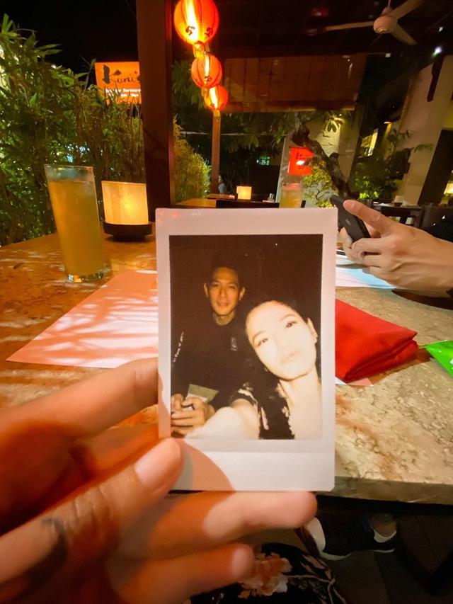 Jarang Terekspos, Ini 7 Potret Mesra Chef Juna dan Kekasih