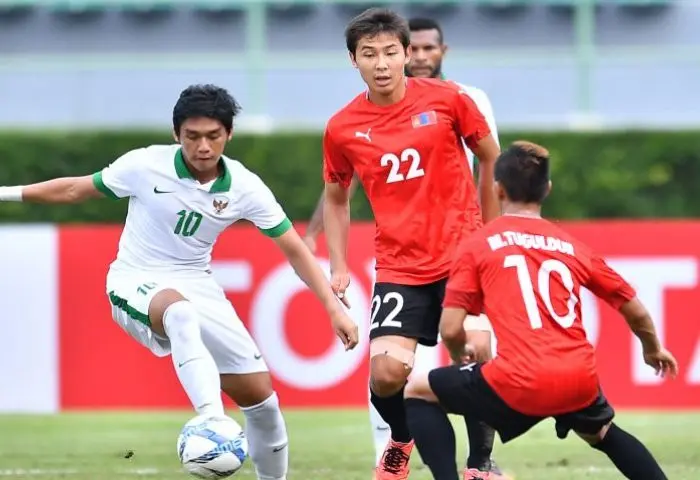 Gelandang Timnas Indonesia U-22, Septian David, beraksi pada laga melawan Mongolia, Jumat (21/7/2017). (PSSI)