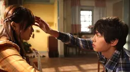 Song Joong Ki dalam A Werewolf Boy. (Foto: CJ Entertainment via Soompi)