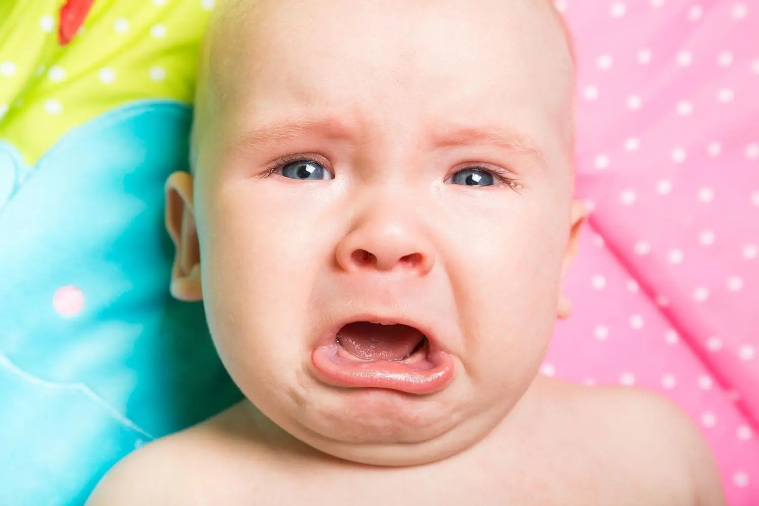 Jangan bingung Mom, mungkin inilah penyebab bayi Anda sering rewel atau menangis terus. (Ilustrasi: images.parents.mdpcdn.com)