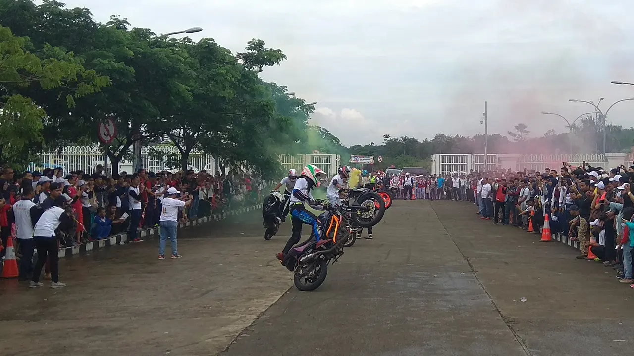 Pelajar di Bogor Deklarasi Millenial Road Safety. (Liputan6.com/Achmad Sudarno)