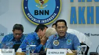 Kepala BNN Budi Waseso memberikan keterangan pers terkait rilis akhir tahun BNN selama 2016 di Jakarta, Kamis (22/12). Selama tahun 2016, BNN telah mengungkap 807 kasus narkotika dan menangkap 1.238 tersangka. (Liputan6.com/Yoppy Renato)