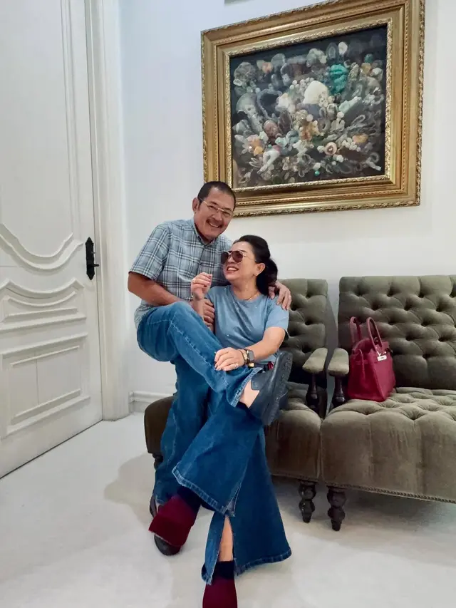 Mayangsari dan Bambang Trihatmodjo. (Foto: Dok. Instagram @mayangsari_official)