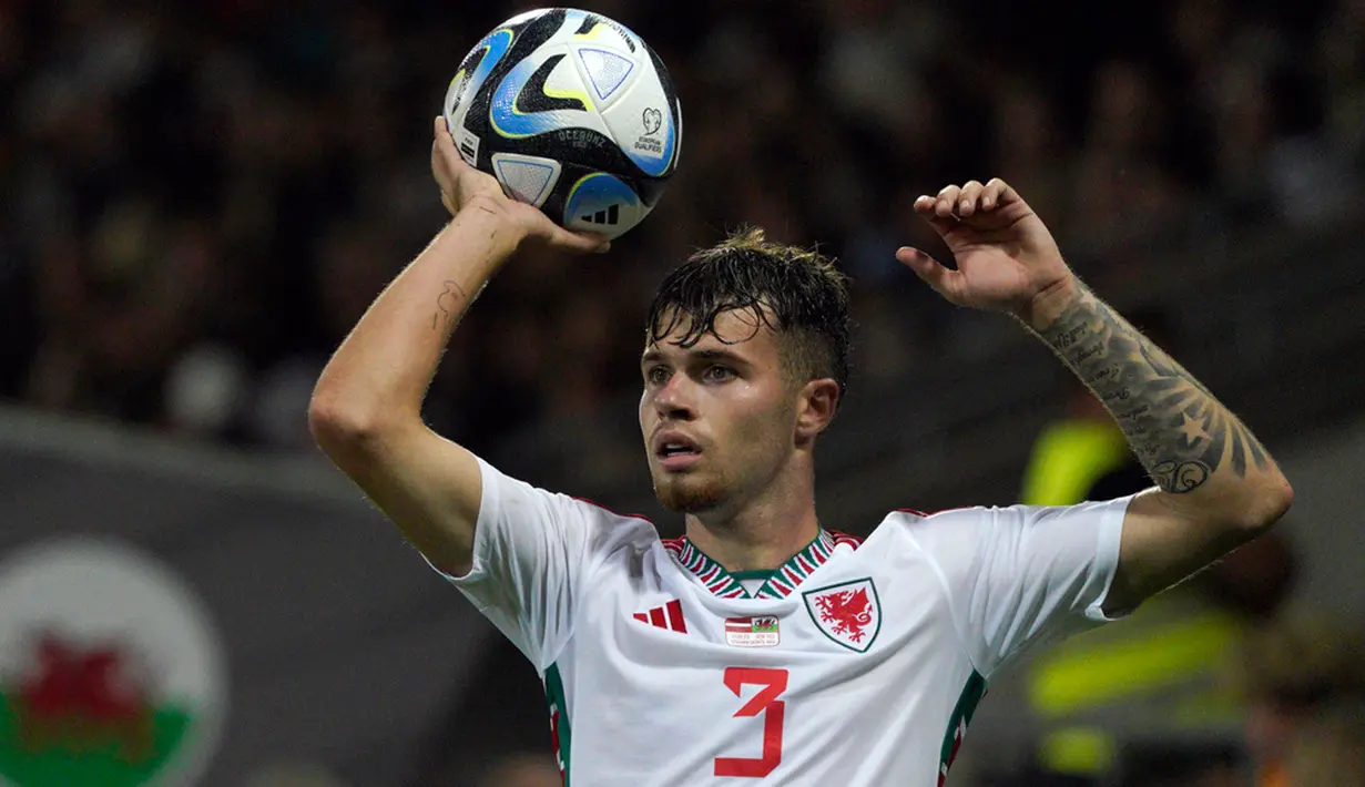 Kemenangan ini menjaga harapan tipis mereka untuk lolos otomatis ke Euro 2024. (AP Photo/Roman Koksarov)