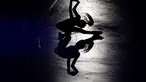 Atlet Ice Skating asal Russia, Evgenia Medvedeva saat beraksi pada kejuaraan European Figure Skating Championship di Ostrava, Republik Ceko, (29/1/2017).  (AFP/ Michal Cizek)