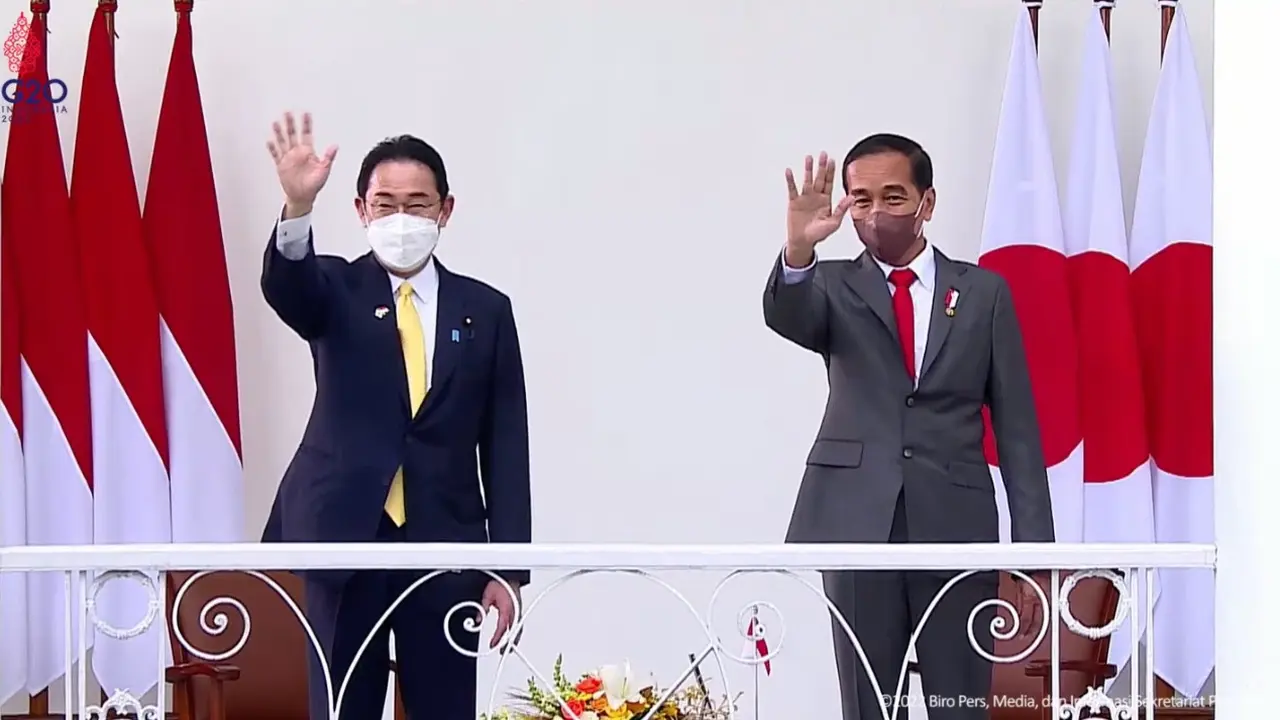 Presiden Jokowi dan PM Fumio Kishida, di Istana Kepresidenan Bogor, Jabar, Jumat (29/04/2022) sore. (Sumber: Tangkapan Layar)