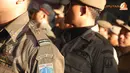 Sebanyak 200 Satpol PP Pem Prov DKI Jakarta dikerahkan untuk menggusur PKL di Tanah Abang (Liputan 6.com/ Faisal R Syam)