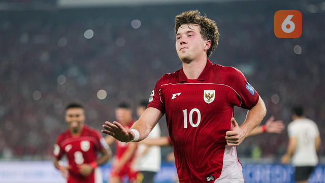 Foto: Momen Cerdas Jay Idzes Atur Penalti untuk Kemenangan Timnas Indonesia atas China di Kualifikasi Piala Dunia 2026
