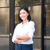 ilustrasi perempuan dewasa/thirawatana phaisalratana/Shutterstock