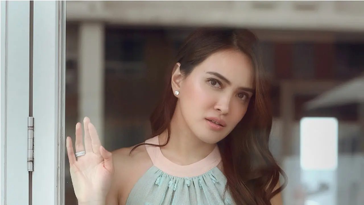 [Bintang] Shandy Aulia