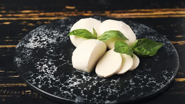 keju mozzarella