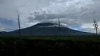Gunung Kerinci merupakan gunung tertinggi berapi di Indonesia. Gunung Kerinci memiliki ketinggian 3805 Mdpl dan terletak di perbatasan Provinsi Jambi dengan Sumatera Barat. Foto diambil pada 14 Mei 2015. (Liputan6.com/Helmi Fithriansyah)