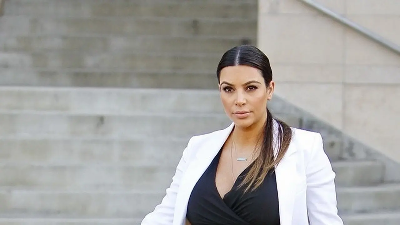 [Bintang] Kim Kardashian
