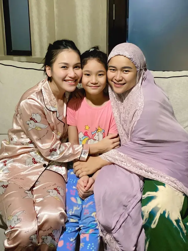 Bilqis anak Ayu Ting Ting ulang tahun ke-9 (Foto: Instagram ayutingting92)