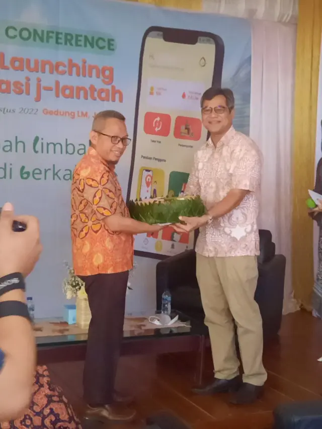 Press Conference Soft Launching Aplikasi J-lantah