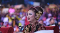 Soimah mengungkap beda antara pakai makeup dan tanpa makeup (Adrian Putra/Fimela.com)