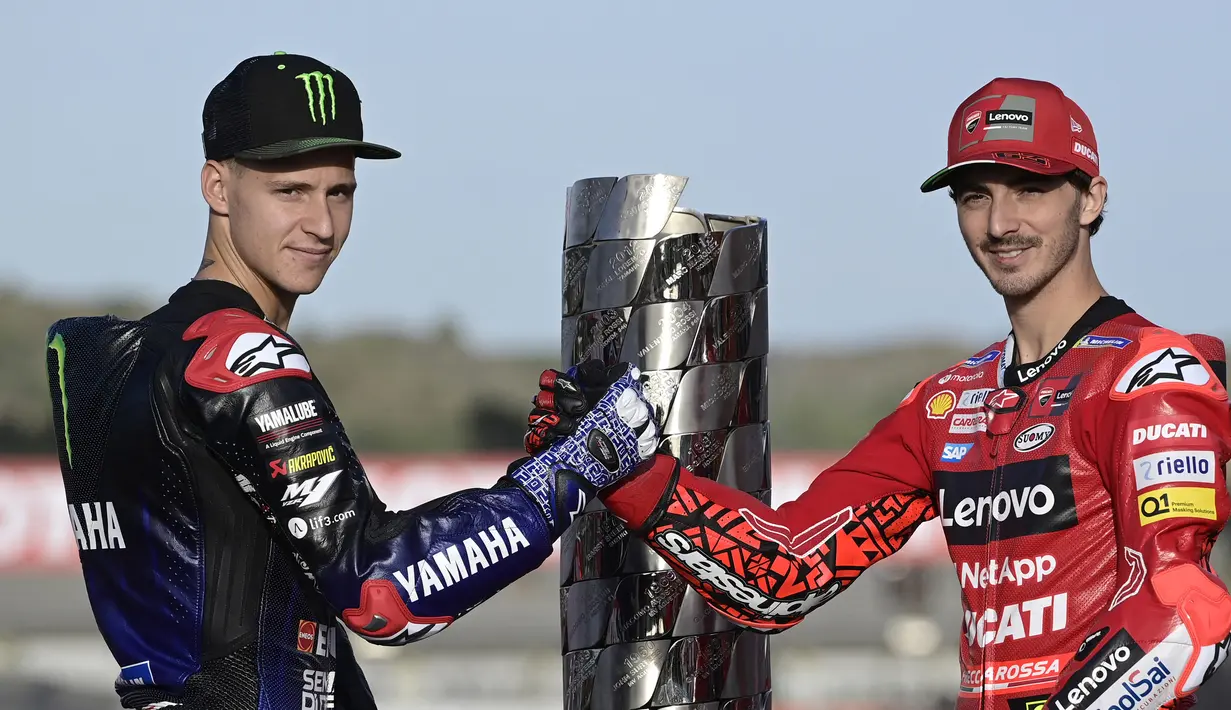 Pembalap Ducati, Francesco Bagnaia layak menjadi unggulan pada persaingan menjadi juara dunia MotoGP 2022. Pecco yang sudah unggul 23 poin atas Quartararo di musim ini merupakan pemenang balapan di Ricardo Tormo musim lalu. (AFP/Javier Soriano)