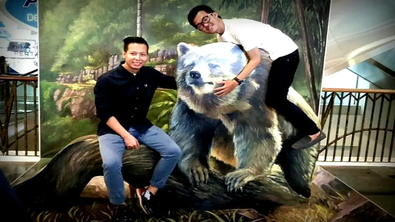 Kreatif, Mural Karakter 'The Jungle Book' Berbentuk 3D Trick Art