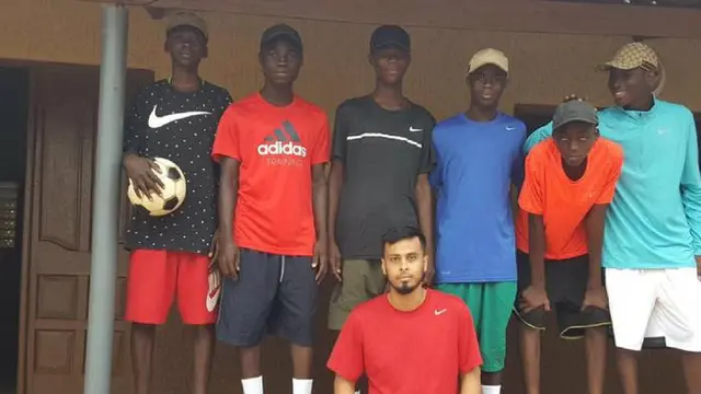 Ali Banat (bawah) miliarder dan dermawan muslim asal Australia meninggal akibat kanker awal pekan ini (MATW Project via SBS)
