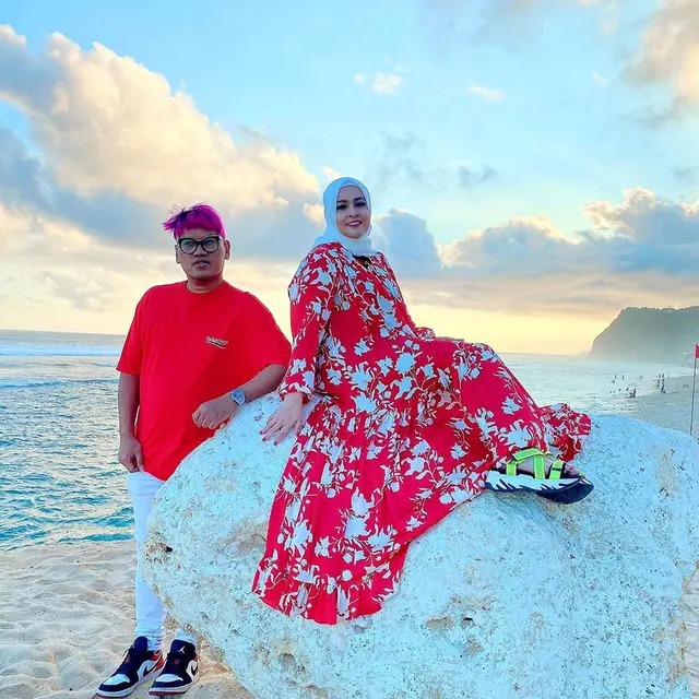 7 Momen Liburan Keluarga Uya Kuya di Bali, Sambil Syuting Video Klip Terbaru Cinta