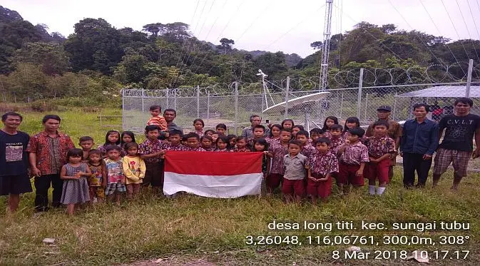 Salah satu site BTS untuk jaringan telekomunikasi USO di Desa Long Titi, Kecamatan Sungai Tubu, Malinau, Kalimantan Utara (Foto: Indosat Ooredoo)