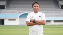 Mundari Karya, pelatih Isenmulang Kalteng FC. (Dok. ileague.id)
