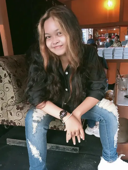 <p>Kini Misca Mancung masuk usia remaja.Penampilannya juga kerap mencuri perhatian. Misca yang beranjak remaja banyak dipuji semakin cantik dan tidak sedikit yang mengaku pangling. [Instagram/misca_fortuna.mancung]</p>