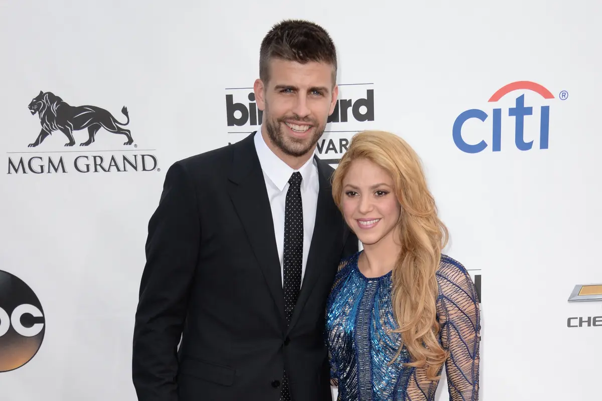 Potret Kenangan Mesra Shakira dan Pique Sebelum Resmi Pisah