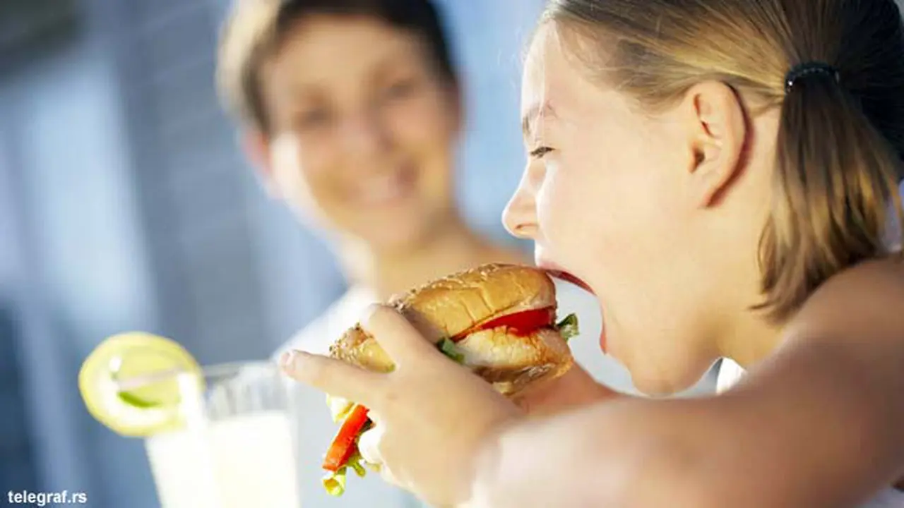 makan-junkfood-130722b.jpg