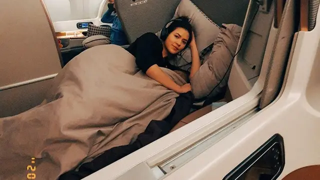Curi Perhatian, Ini 7 Potret Liburan Raisa dan Hamish di Amerika dengan Sang Putri