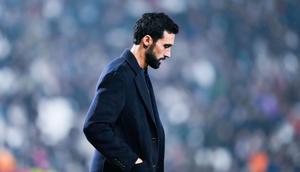 Laga yang berlangsung di Estadio Carlos Belmonte, Kamis (15/1/2026) dini hari WIB, juga menandai era baru di kubu Madrid. Untuk pertama kalinya, El Real tampil di bawah arahan Alvaro Arbeloa yang ditunjuk sebagai pelatih baru menggantikan Xabi Alonso. (AP Photo/Jose Breton)
