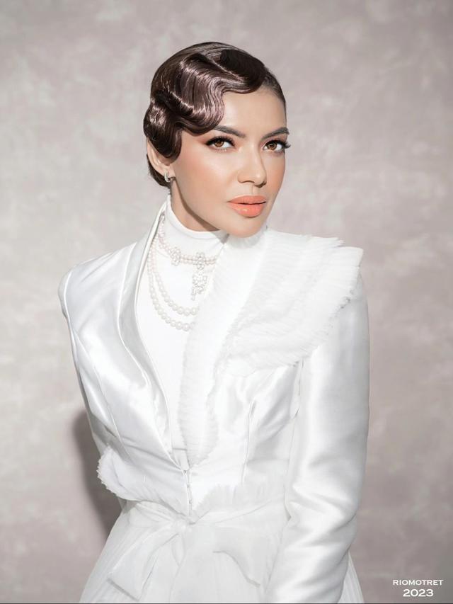 Penampilan Najwa Shihab dalam Pemotretan Terbaru Ini Bikin Pangling