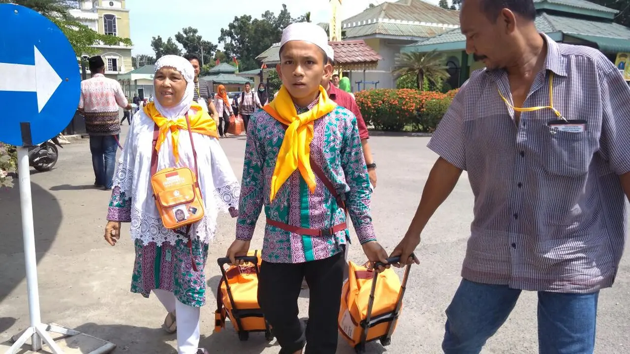 Usaha Pemuda 20 Tahun demi Wujudkan Mimpi Naik Haji