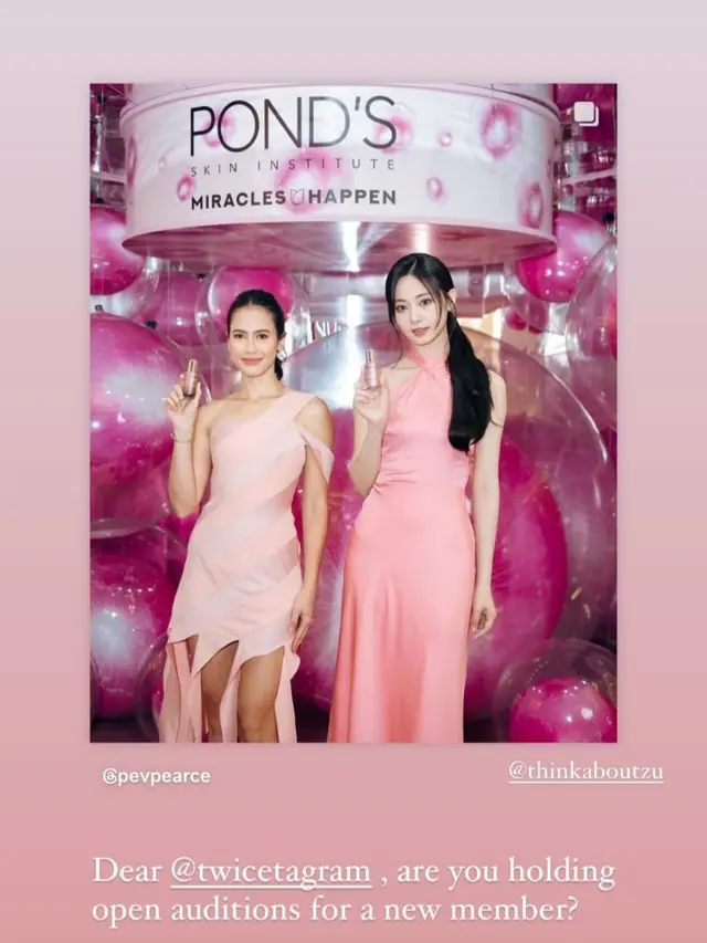 Pevita Pearce dan Tzuyu TWICE (Instagram/pevpearce)