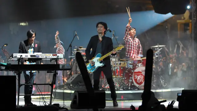 Merayakan Ultah ke-19 Sheila On 7 Lewat 10 Lagu Pilihan Fans